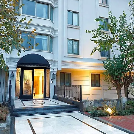 Ulus G Residences 4*